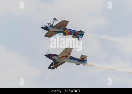 Flying Bulls auf der Pardubice Air Show 2023 in Pardubice, Tschechische Republik Stockfoto