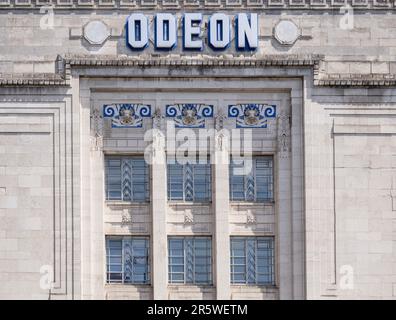 Richmond, Surrey, Großbritannien; das Odeon-Kino auf der Hill St. Eröffnet im Jahr 1930, ursprünglich für Joseph Mears Theatres, genannt Richmond Kinema Stockfoto