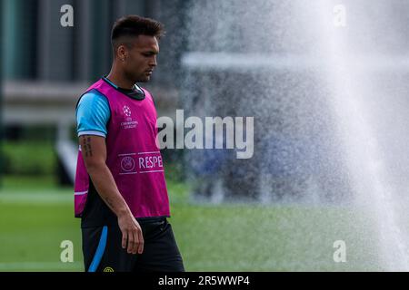 Appiano Gentile, Italien. 05. Juni 2023. Lautaro Martinez vom FC Internazionale während des Medientages des UEFA Champions League-Finales des FC Internazionale im Suning Training Center im Vorfeld des UEFA Champions League-Finalspiels gegen den Manchester City FC. (Foto: Fabrizio Carabelli/SOPA Images/Sipa USA) Guthaben: SIPA USA/Alamy Live News Stockfoto