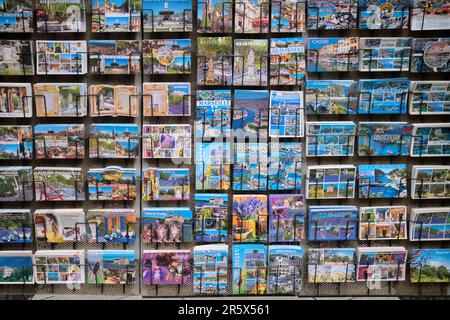 Postkartenstand in Aix en Provence Frankreich Stockfoto