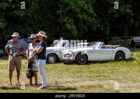 Austin Healeu 3000 MKIII am Tag der offenen Tür im Middlewick House Gardens Corsham Wiltshire UK Stockfoto