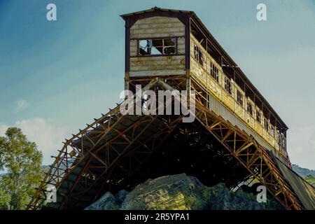 3. April 2023 Nicosia Zypern. Alte Kupfermine und Hafen in Nikosia Zypern Stockfoto