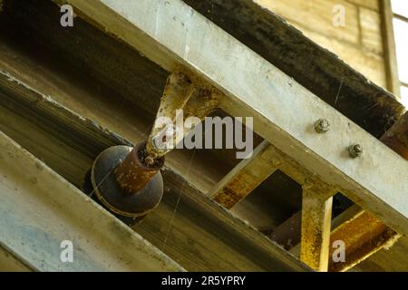 3. April 2023 Nicosia Zypern. Alte Kupfermine und Hafen in Nikosia Zypern Stockfoto