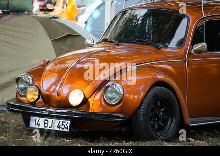 17. Juli 2022 Eskisehir Türkei. VW-Käfer-Versammlungslager in Saricakaya Eskisehir Türkei Stockfoto