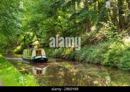Canal Narrowboat am Monmouth und Brecon Canal in der Nähe von Llangattock Powys South Wales Stockfoto