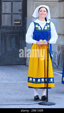 Stockholm, Schweden. 06. Juni 2023. Crown Princess Victoria das Crown Princess Ehepaar eröffnet den Stockholm-Palast am schwedischen Nationalfeiertag, 6. Juni 2023Photo: Karin Törnblom/TT/Code 2377 Kredit: TT News Agency/Alamy Live News Stockfoto