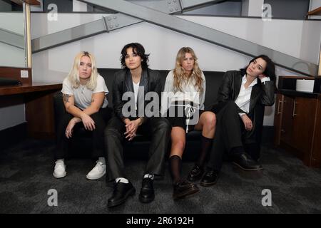 The Aces, eine amerikanische alternative Pop-Band aus Provo, Utah. Bandmitglieder: Katie Henderson, McKenna Petty und die Schwestern Alisa und Cristal Ramirez. Stockfoto