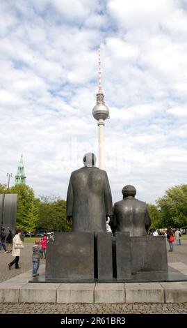 Fernsehturm, Forum Marx Engels, Berlin, Deutschland. Stockfoto