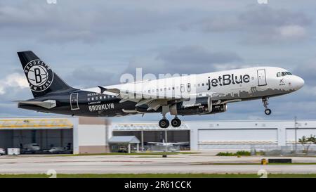 JetBlue A320 „BK Blue“-Aufdruck Stockfoto