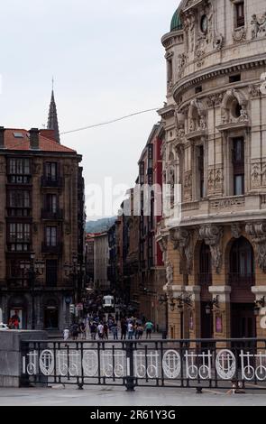 Bilbao, Spanien - 03. August 2022: Das Arriaga Theater oder Arriaga teatro oder Antzokia ist ein Opernhaus in Bilbao, Baskenland im Norden von Sp Stockfoto