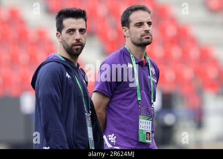 Prag, Tschechien. 06. Juni 2023. Giacomo Bonaventura von ACF Fiorentina während der Inspektion des Spielfelds am Tag vor dem Conference League-Finale zwischen ACF Fiorentina und dem FC West Ham United im Eden Arena Stadion in Prag (Tschechien), 06. Juni 2023. Kredit: Insidefoto di andrea staccioli/Alamy Live News Stockfoto