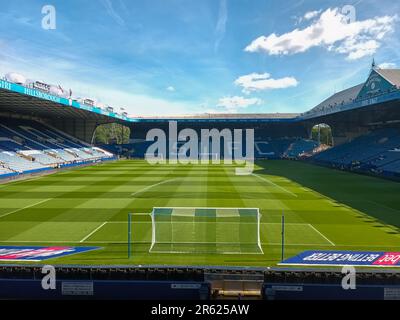 Das Spielfeld in Hillsborough, Heimstadion des Sheffield Wednesday FC in South Yorkshire, Großbritannien Stockfoto