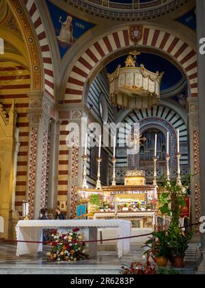 Hochaltar der Kirche Santa Margherita, Cortona Stockfoto