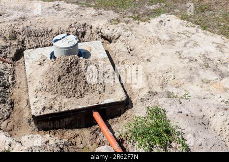 Neue konkrete septischen Tank-Baustelle. Stockfoto