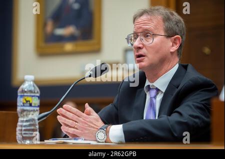 Edward Gresser, Vice President und Director for Trade and Global Markets, Progressive Policy Institute, tritt vor einem House Committee on the Judiciary | SubCommittee on Courts, Intellectual Property, and the Internet Hearing âIP and Strategic Competition with China: Part II zur Priorisierung der USA auf Innovation Over Assisting Foreign Adversariesâ in the Rayburn House Office Building in Washington, DC, Dienstag, 6. Juni 2023. Kredit: Rod Lamkey/CNP Stockfoto