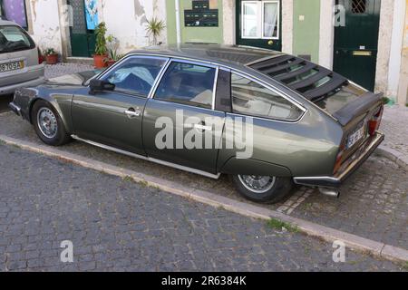 Citroen CX 25 TRD Turbo Series 1 zeigt die Verkleidung elegante, fließende Linien, die zeigen, wie aerodynamisch dieses Auto durch die Luft ist. Stockfoto