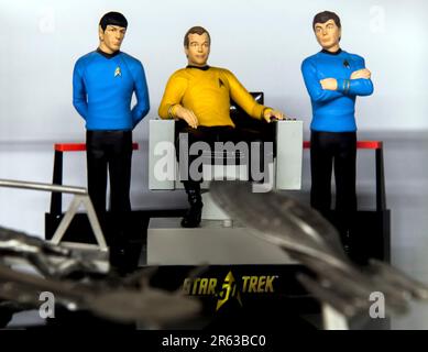 Riverside, Iowa, USA. 06. Juni 2023. Riverside, Iowa behauptet, der zukünftige Geburtsort des Star Trek-Charakters, Captain James T. Kirk, zu sein, ist ein verspielter Trick, um diese kleine Stadt in der Nähe von Iowa City mit Touristen zu begeistern. Zu den Attraktionen gehören das Voyage Home History Museum, Star Trek-Banner entlang der Hauptstraße, Statuen und ein jährliches Trek Fest jeden Sommer. (Kreditbild: © Brian Cahn/ZUMA Press Wire) NUR REDAKTIONELLE VERWENDUNG! Nicht für den kommerziellen GEBRAUCH! Stockfoto