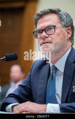 Washington, Usa. 06. Juni 2023. Dennis Shea, Exekutivdirektor, J. Ronald Terwilliger Center for Housing Policy, bipartisan Policy Center, tritt vor einem House Committee on the Judiciary SubCommittee on the Constitution and Limited Government auf, der „Government Litigation and the Need for Reform“ im Rayburn House Office Building in Washington, DC, Dienstag, 6. Juni 2023 anhört. Foto: Rod Lamkey/CNP/ABACAPRESS.COM Kredit: Abaca Press/Alamy Live News Stockfoto