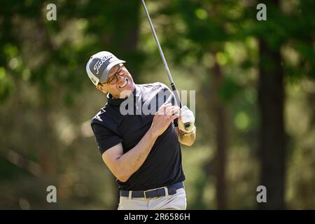 Stockholm, Schweden. 07. Juni 2023. Der schwedische Prinz Daniel spielt am 07. Juni 2023 Golf auf dem Ullna-Golfplatz in Stockholm, Schweden. Foto: Anders Wiklund/TT/Code 10040 Kredit: TT News Agency/Alamy Live News Stockfoto