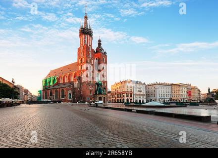 Die Kirche der heiligen Maria in Krakau im Sommer, Polen Stockfoto