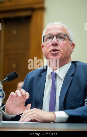 Washington, Vereinigte Staaten Von Amerika. 06. Juni 2023. Professor Marc Busch, Karl F. Landegger Professor für internationale Geschäftsdiplomatie, Georgetown University, tritt vor einem House Committee on the Judiciary | SubCommittee on Courts, Intellectual Property und der Internet-Anhörung „IP and Strategic Competition with China: Part II Priorizing U.S. Innovation Over Assisting Foreign Conversaries“ im Rayburn House Office Building in Washington, DC, Dienstag, 6. Juni 2023. Kredit: Rod Lamkey/CNP/Sipa USA Kredit: SIPA USA/Alamy Live News Stockfoto