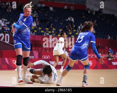 8. AUGUST 2021 – Tokio, Japan: MAKEEVA Kseniia #19 des Teams Russland im Handball Frauen-Goldmedaillenspiel zwischen Frankreich und dem russischen Olympischen Komitee bei den Olympischen Spielen 2020 in Tokio (Foto: Mickael Chavet/RX) Stockfoto