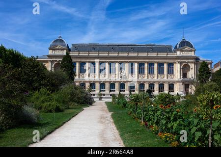 Das Museum für Naturkunde befindet sich in der Grande Galerie de l'Evolution im Jardin des Plantes, dem riesigen botanischen Garten der Stadt Paris Stockfoto