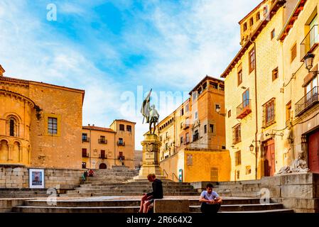 Einer der schönsten Plätze, die man bewundern kann. Plaza de Medina del Campo, auch Plaza de las Sirenas und Plaza de Juan Bravo genannt. Segovia, C. Stockfoto