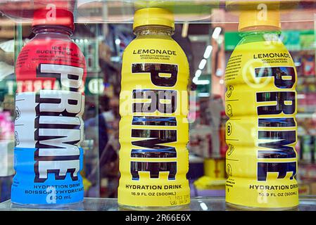 Prime Hydration Energy Drink von Logan Paul & KSI Drink Flavors Stockfoto