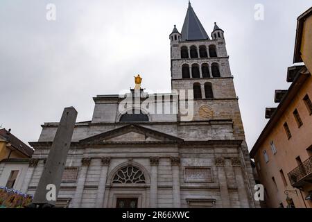 Annecy, Frankreich - 29. Januar 2022: Die Kirche Notre-Dame-de-Liesse ist eine französisch-katholische Kirche im Departement Haute-Savoie und der Stadt Stockfoto