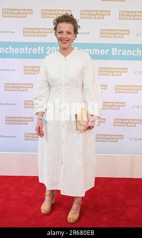 Köln, Deutschland. 06. Juni 2023. Schauspielerin Patrycia Ziolkowska kommt zur Sommerniederlassung der NRW Film and Media Foundation. 2023 Credit: Horst Galuschka/dpa/Alamy Live News Stockfoto