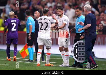 West Ham United's sagte, Benrahma werde während des Finales der UEFA Europa Conference League in der Fortuna Arena in Prag durch den Teamkollegen Ham Pablo Fornals ersetzt. Bilddatum: Mittwoch, 7. Juni 2023. Stockfoto