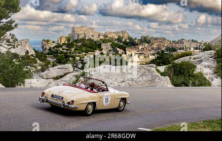 Nizza, Frankreich - 07/06/2023, 15 Claire GARREAU, Catherine RELANDEAU FR/FR Mercedes-Benz 190 SL 1959, Aktion während der Rallye des Princesses Richard Mille vom 3. Bis 8. Juni 2023 zwischen Paris und Nizza, Frankreich - Photo Marc de Mattia/DPPI Credit: DPPI Media/Alamy Live News Stockfoto