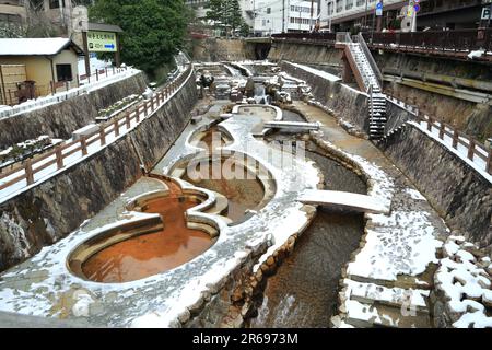 ARIMA Onsen im Winter Stockfoto