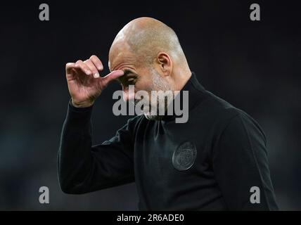 Aktenfoto vom 11. 10-2022 von Manchester City Manager Pep Guardiola sieht nach dem letzten Pfeifen frustriert aus. Das Spiel, bei dem sie ihren Platz gefunden haben, war in Kopenhagen ein vergessliches, törichte Unentschieden, bei dem Sergio Gomez weggeschickt wurde, aber die Arbeit war größtenteils mit Siegen in den ersten drei Spielen erledigt. Ausgabedatum: Donnerstag, 8. Juni 2023. Stockfoto