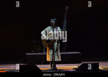 Rom, Italien. 07. Juni 2023. Carmen Consoli tritt am 7. Juni 2023 während des Live-Konzerts von Womad Roma Preview im Auditorium Parco della Musica in Rom, Italien auf. Kredit: Independent Photo Agency/Alamy Live News Stockfoto