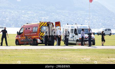 Annecy, Frankreich. 08. Juni 2023. Kredit: PHOTOPQR/LE DAUPHINE/Grégory YETCHMENIZA; Annecy; 08/06/2023; Messerangriff in Annecy: Sieben Verletzte, darunter sechs Kinder, ein Mann hat Oung-Kinder verhaftet.Messerangriff in Annecy: Sieben Verletzte, darunter sechs Kinder, ein Mann verhaftet Kredit: MAXPPP/Alamy Live News Stockfoto