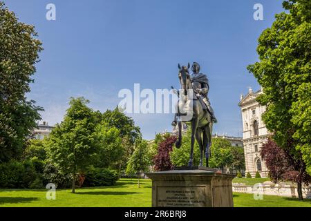 Die Reiterstatue des Kaiser Franz I. im Burggarten, Wien, Österreich Stockfoto