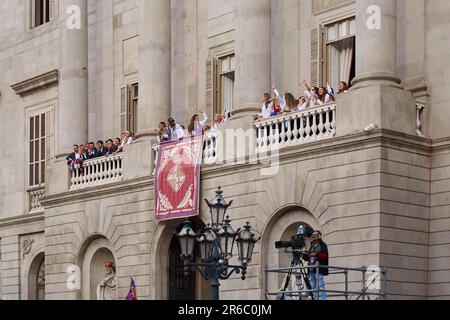 Barcelona - 08. Juni 2023: Barcelona Fußballverein-Champions der spanischen Frauenfußballliga auf dem Balkon des Rathauses. Stockfoto