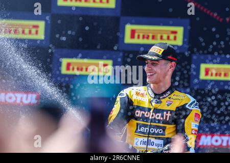 Misano Adriatico, Italien. 03. Juni 2023. Michael Ruben Rinaldi von Aruba.it Racing - Ducati feiert während der FIM SBK Superbike World Championship Pirelli Emilia-Romagna Runde auf dem Misano World Circuit. (Foto: Fabrizio Carabelli/SOPA Images/Sipa USA) Guthaben: SIPA USA/Alamy Live News Stockfoto