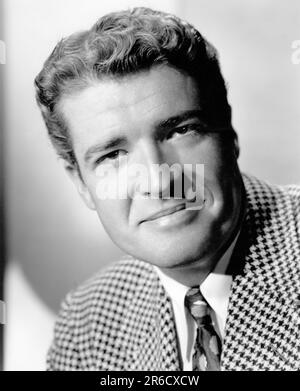 Michael Harvey (1917-1955), American Actor, Head and Shoulders Publicity Portrait, RKO Radio Pictures, 1944 Stockfoto