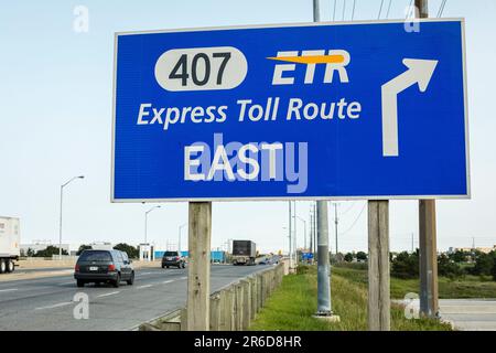 407 ETR Express toll Route East Beschilderung. Stockfoto