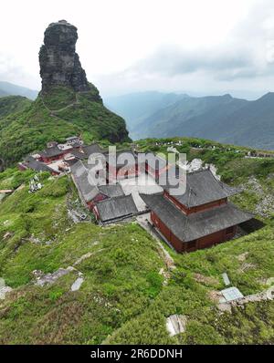 Blick aus der Vogelperspektive auf den Berg Fanjingshan in Guizhou - China Stockfoto