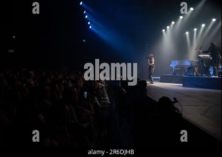 Toronto, Kanada. 8. Juni 2023. Canadian Singeer Charlotte Cardin tritt bei den Canadian Music Week's Indies Awards 2023 in History in Toronto, Kanada, auf. Dominic Chan/EXimages/CMW Stockfoto