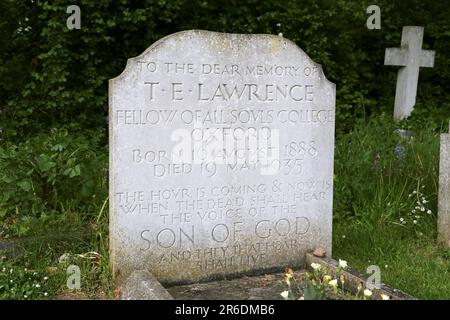 Das Grab von Lawrence, der Kirchenfriedhof St. Nicholas, Moreton, Dorchester, Dorset, England, Großbritannien, Großbritannien, Großbritannien, Europa Stockfoto