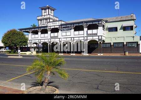 Historisches Victoria Hotel im Zentrum von Goondiwindi, Queensland Stockfoto