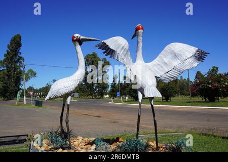 Waterbird Sculpture an der Alpha Service Station entlang des Capricorn Highway, Queensland Stockfoto