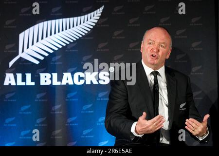 Der schwarze Trainer Graham Henry bei der Präsentation der 2011. Rugby World Cup Squad, Ponsonby Rugby Club, Auckland, Neuseeland, Montag, 29. August 2011. Stockfoto