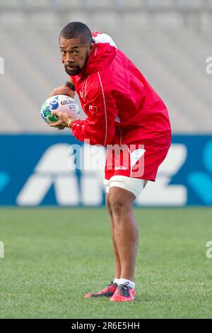 Viliami Ma'afu auf dem Feld, als Tonga's Rugby World Cup Team Kapitän vor dem Eröffnungsspiel gegen Neuseeland, Eden Park, Auckland, Neuseeland, Donnerstag, 08. September 2011. Stockfoto