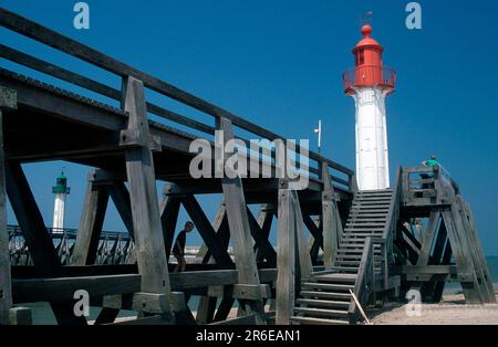 Leuchttürme, Trouville, Normandie, Frankreich, Leuchttürme, Normandie, Frankreich, Europa, Querformat, horizontal Stockfoto